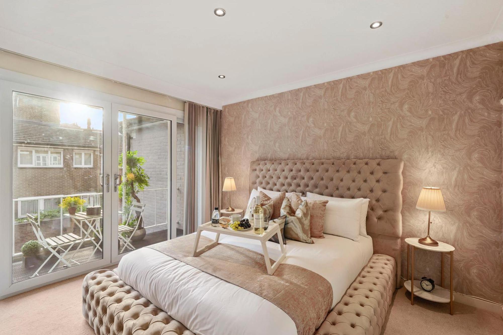 Villa Mews House London With Private Patio & Parking Esterno foto