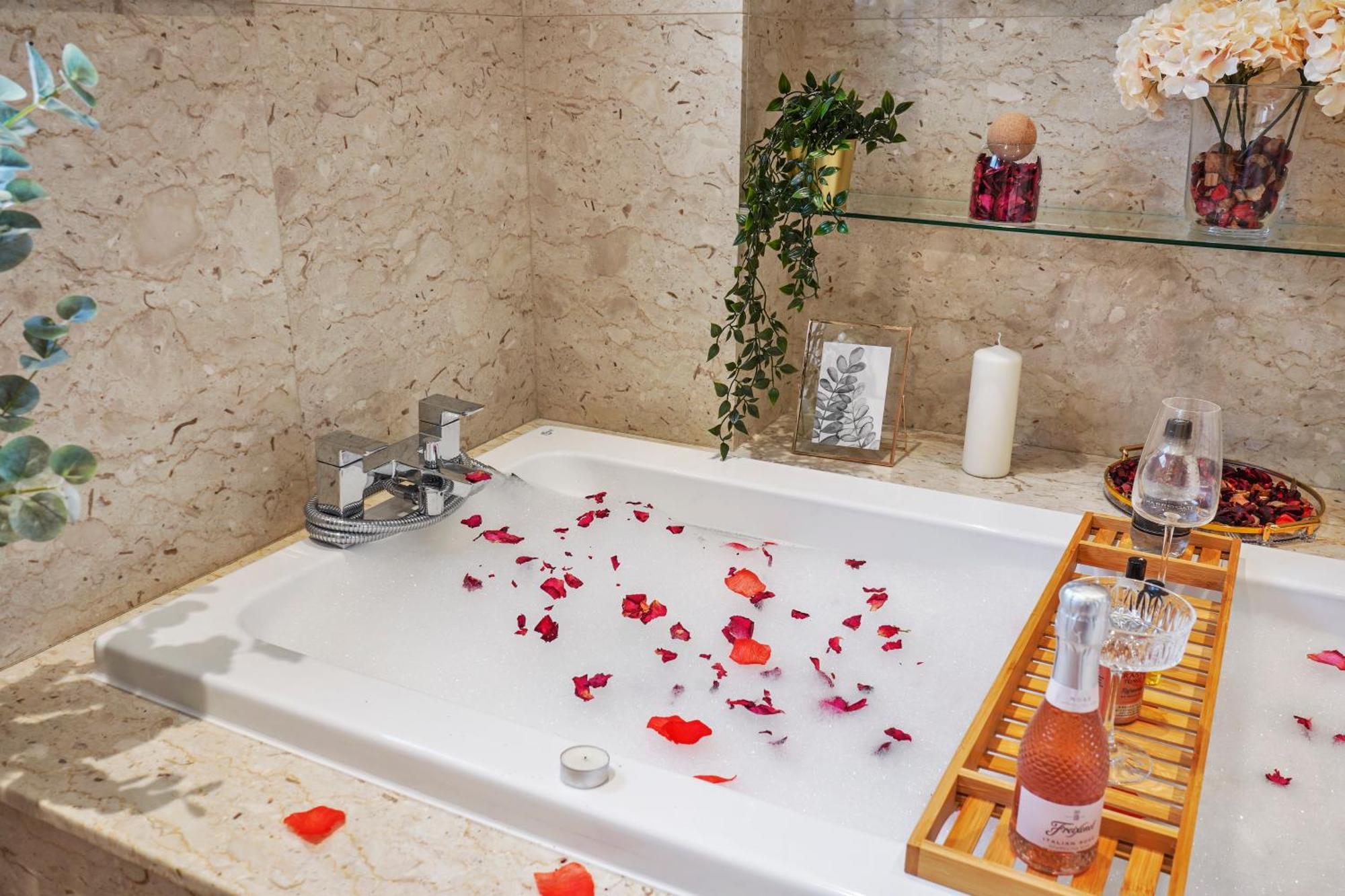 Villa Mews House London With Private Patio & Parking Esterno foto